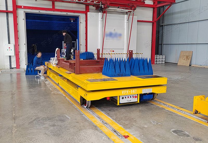 有軌電動平移車是一種非常使用的工業(yè)運輸搬運設備