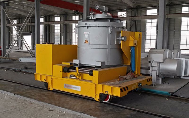 高效平穩(wěn)，助力冶煉鑄造——電動(dòng)平車(chē)驅(qū)動(dòng)重載運(yùn)輸新變革